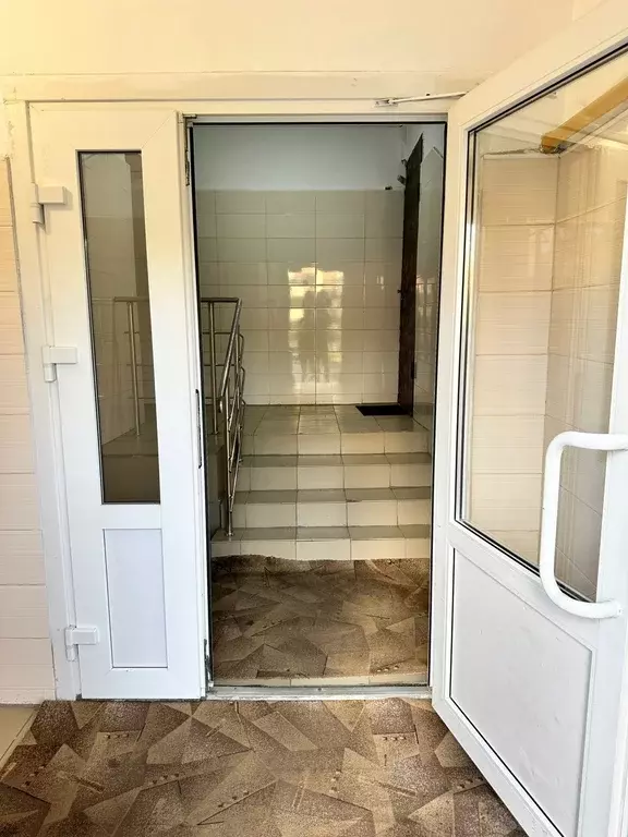 Продаётся 3-к квартира, 61.8 м - Фото 1