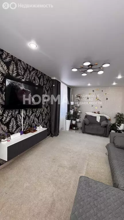 2-комнатная квартира: Октябрьский, 25-й микрорайон, 19 (49.4 м) - Фото 2