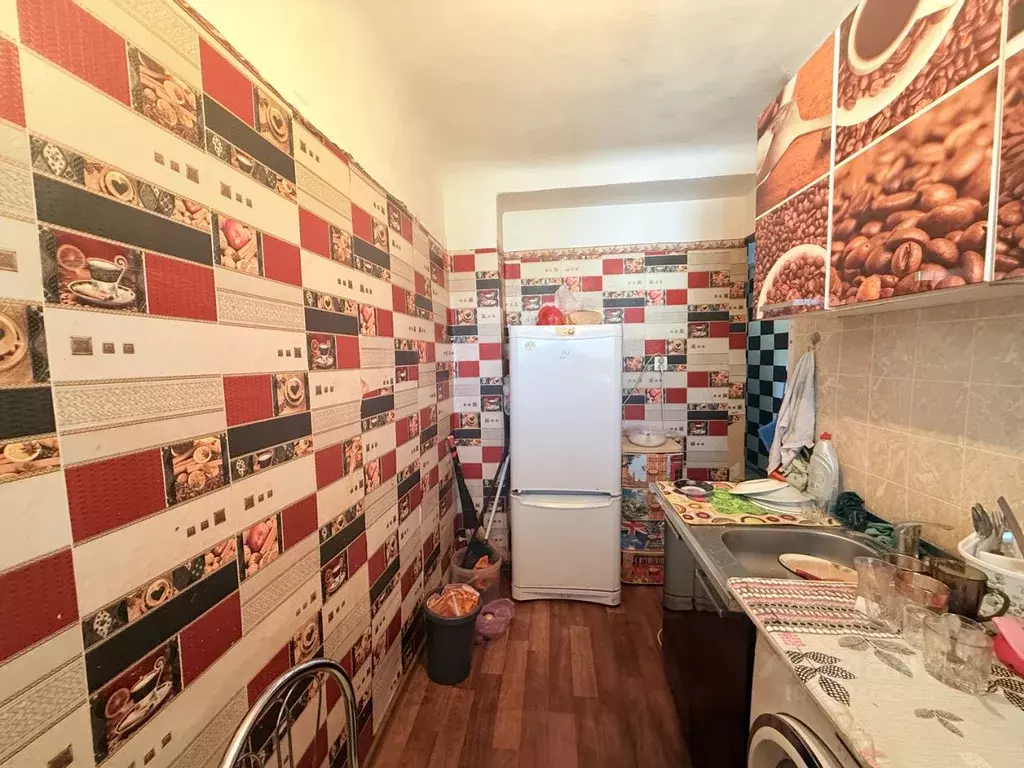 2-к кв. Новгородская область, Валдай ул. Победы, 43 (36.7 м) - Фото 1