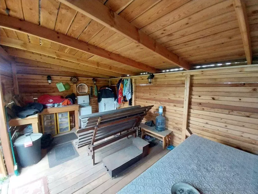 Дом в Свердловская область, Староуткинск пгт ул. Ленина, 52 (20 м) - Фото 1