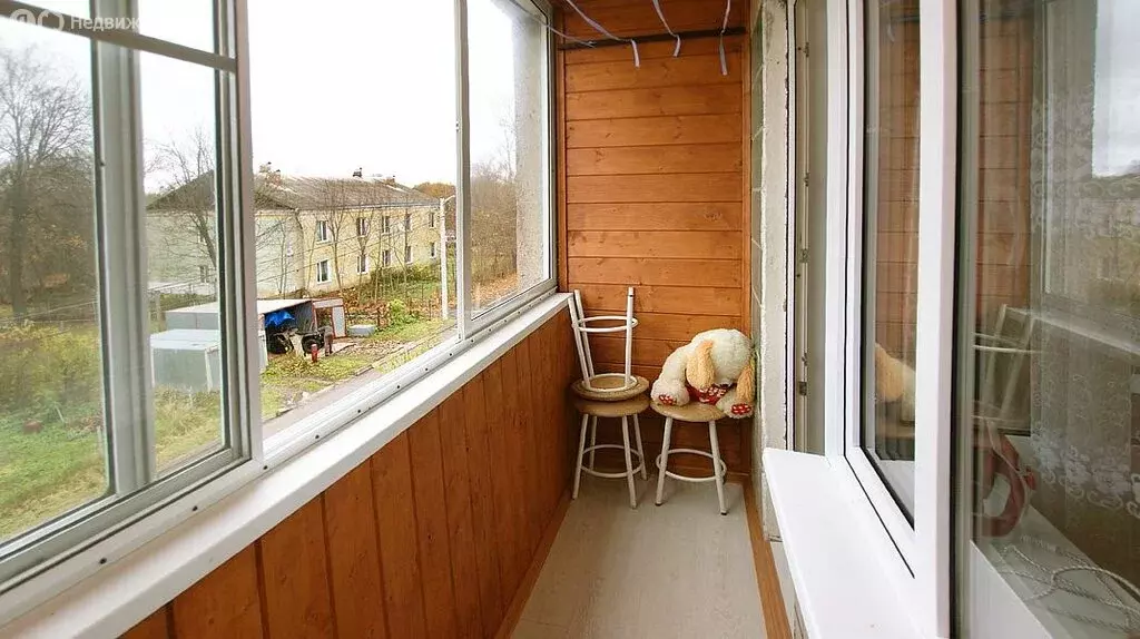 3-комнатная квартира: Волоколамск, улица Текстильщиков, 4 (64.6 м) - Фото 0