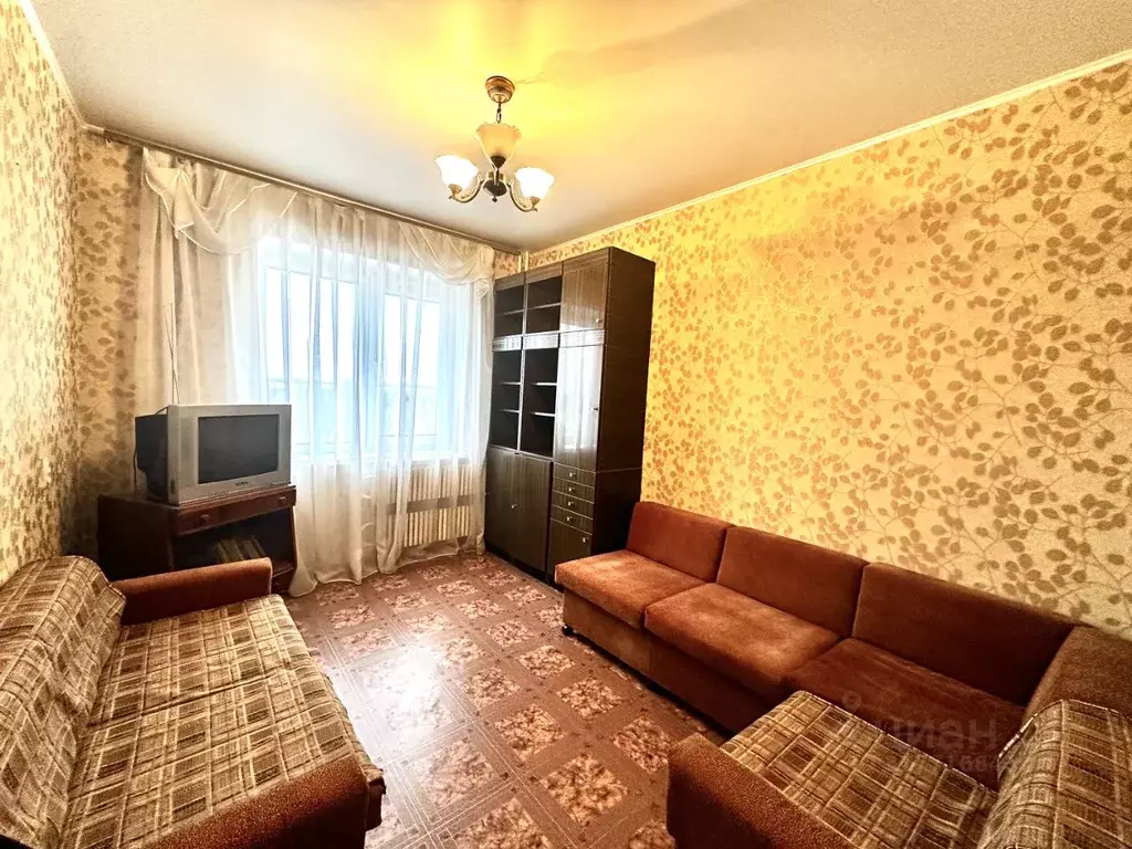 3-к кв. Омская область, Омск ул. Сибниисхоз, 6 (65.0 м) - Фото 1