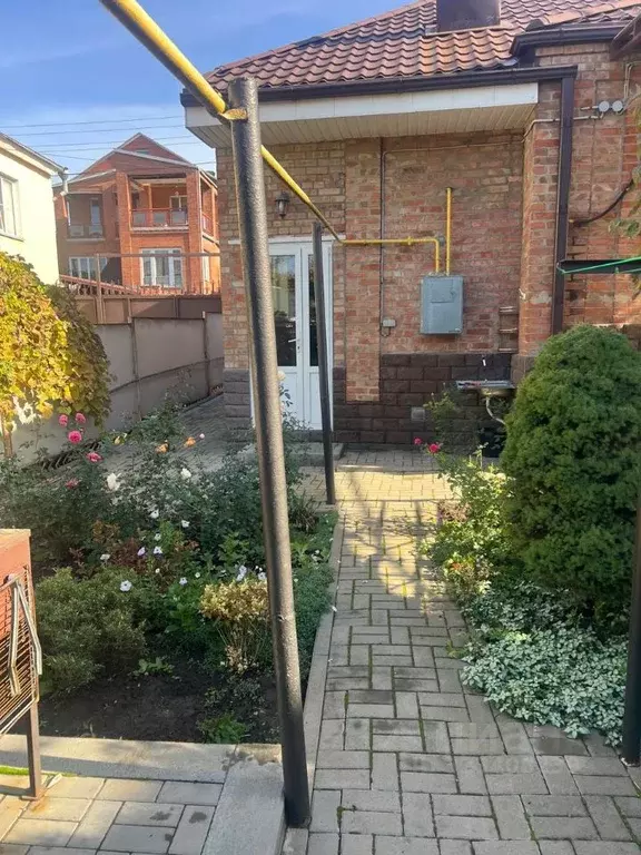 Дом в Ростовская область, Ростов-на-Дону Завкомовская ул. (67 м) - Фото 2