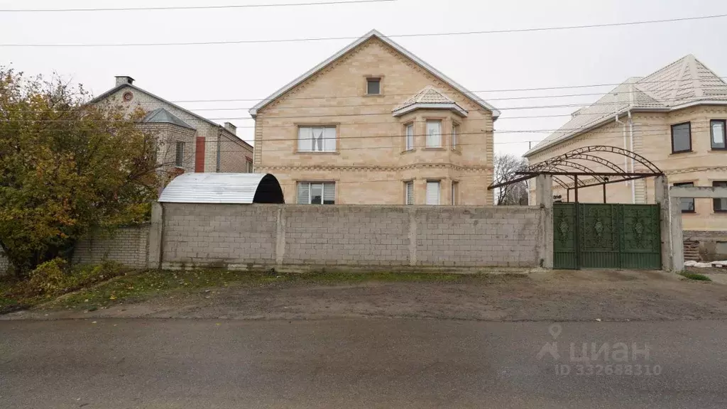 Дом в Ставропольский край, Ставрополь ул. Постникова, 9 (458 м) - Фото 1