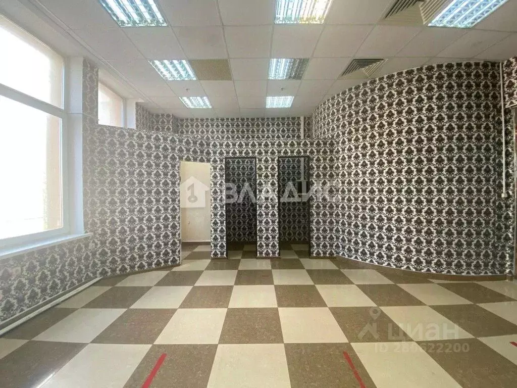Торговая площадь в Калужская область, Калуга ул. Кирова, 39 (77 м) - Фото 0