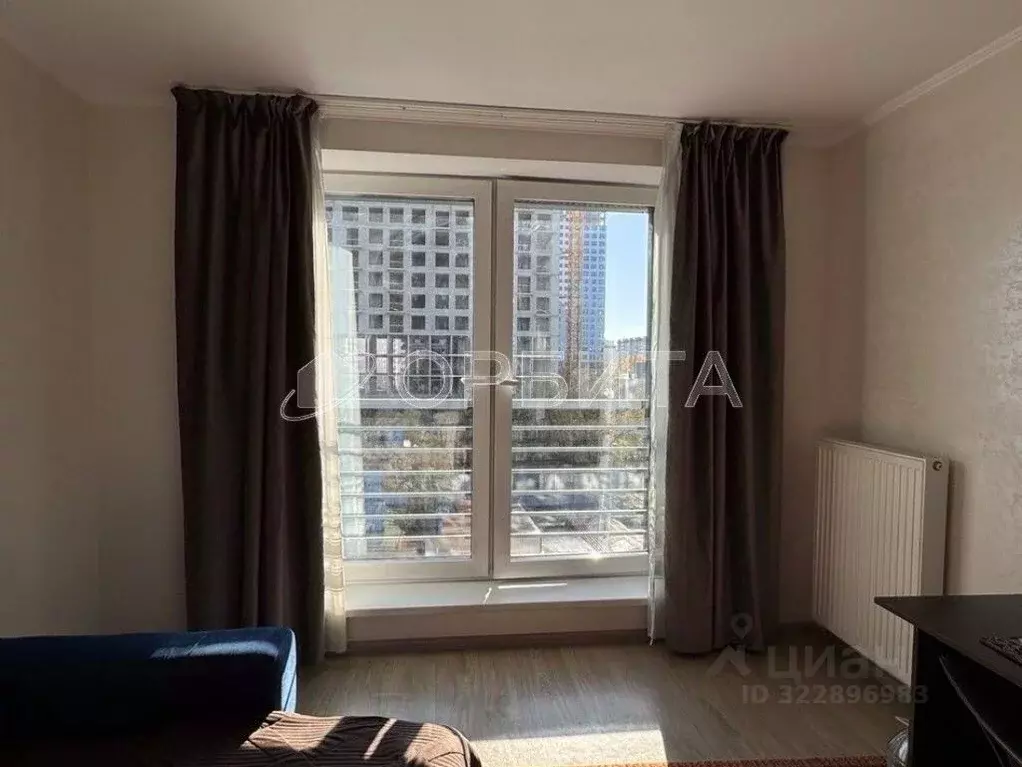 1-к кв. Тюменская область, Тюмень ул. 50 лет Октября, 57А (36.9 м) - Фото 1