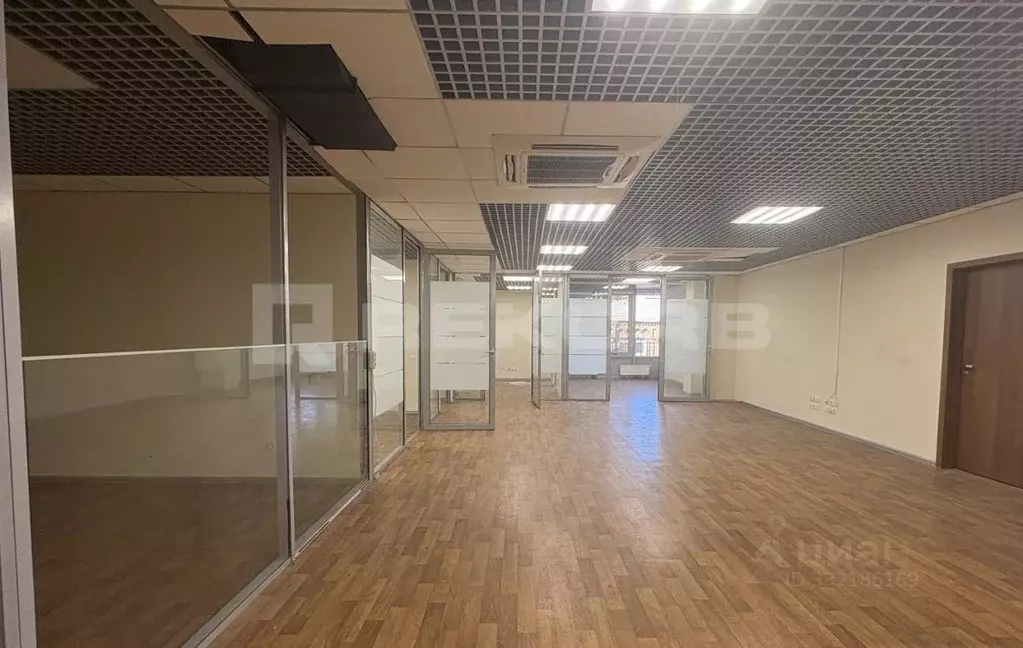 Офис в Санкт-Петербург Петроградская наб., 22 (250 м) - Фото 1