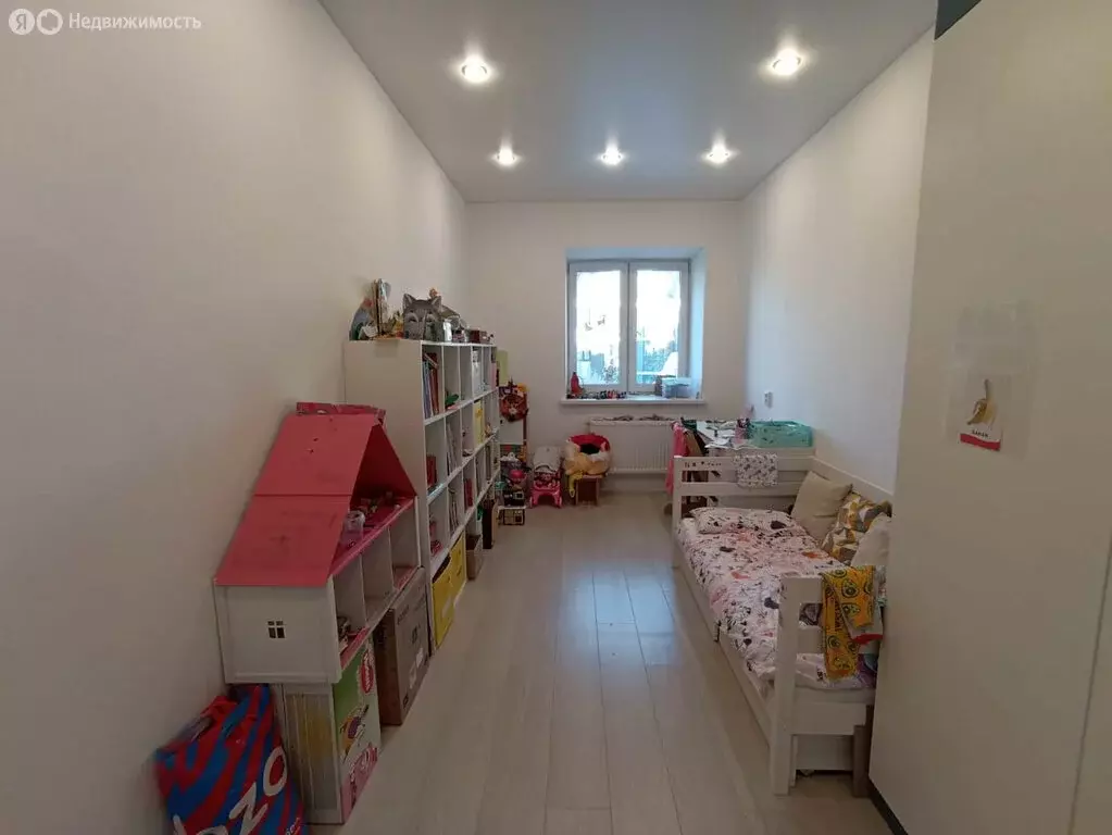 3-комнатная квартира: Киров, Заповедная улица, 5А (55.2 м) - Фото 1