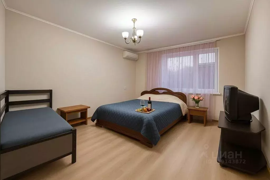 2-к кв. Оренбургская область, Бузулук 4-й мкр, 7 (56.0 м) - Фото 0