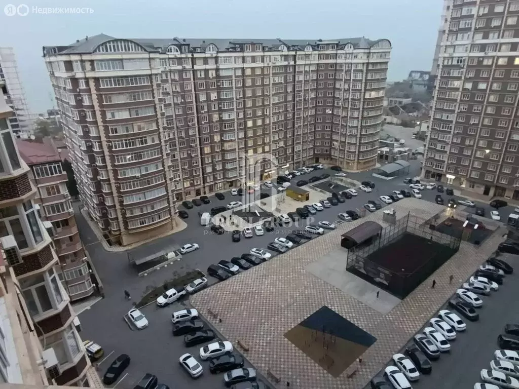 3-комнатная квартира: Махачкала, улица Даниялова, 101 (144 м) - Фото 0