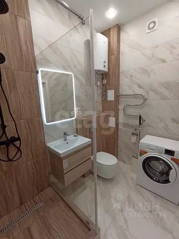 2-к кв. Новосибирская область, Новосибирск ул. Ясный Берег, 12 (43.0 ... - Фото 1