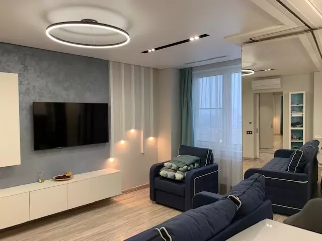 Продается 3-комнатная квартира - Фото 2