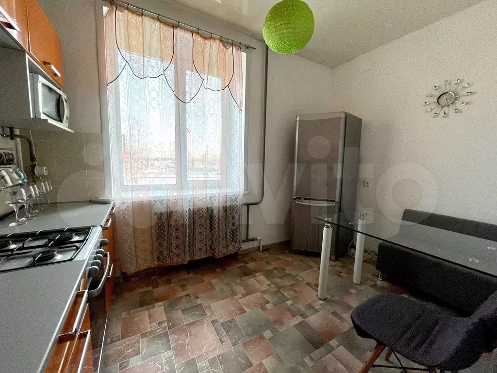 2-к. квартира, 55 м, 2/9 эт. - Фото 1