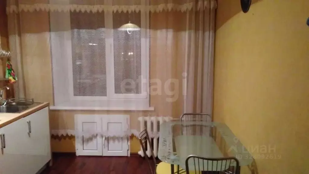 2-к кв. Башкортостан, Уфа ул. Космонавтов, 13 (59.5 м) - Фото 1