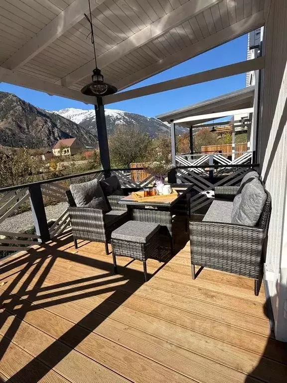 Дом в Карачаево-Черкесия, Теберда Карачаевский городской округ, ул. ... - Фото 2