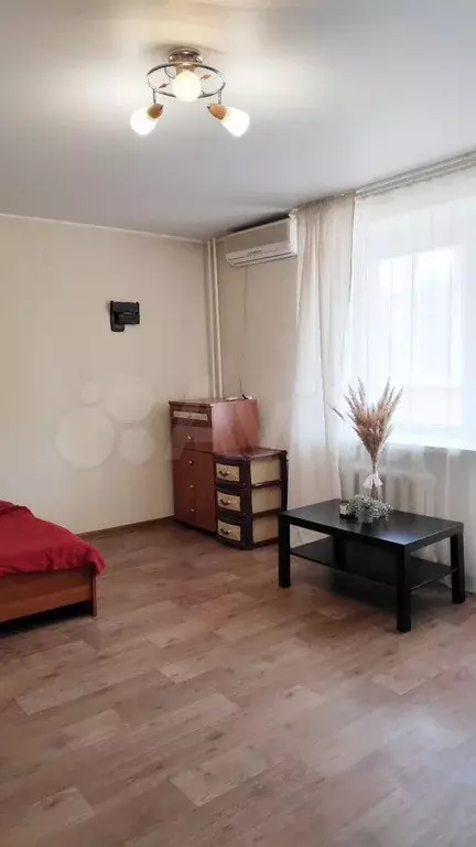 1-к. квартира, 42 м, 6/9 эт. - Фото 1