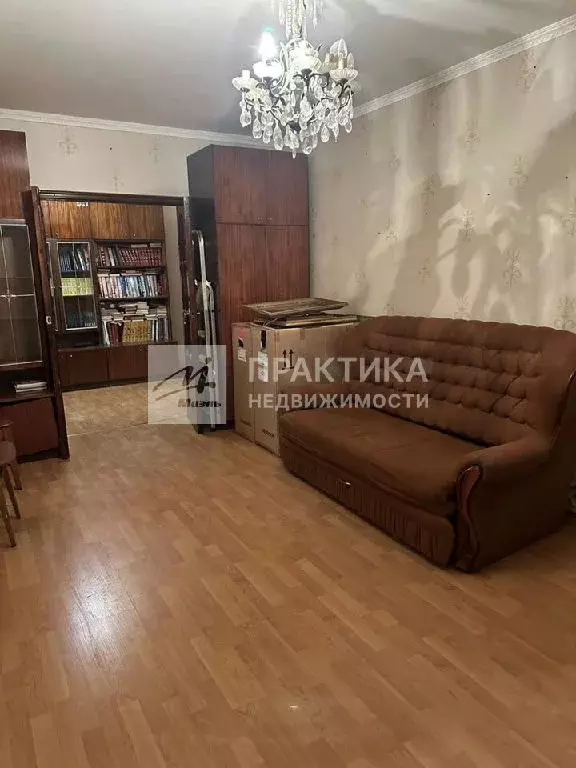 Продается 3-комнатная квартира - Фото 1