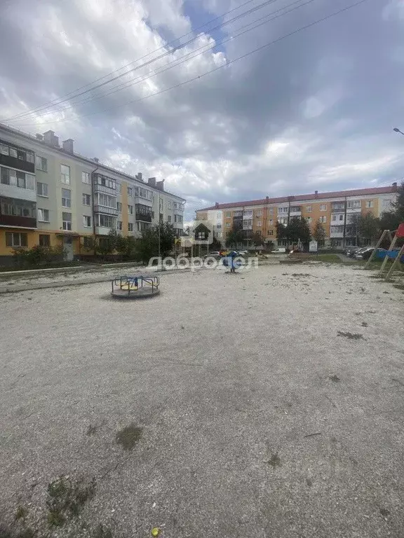 2-к кв. Свердловская область, Первоуральск 1 Мая ул., 1 (45.0 м) - Фото 1