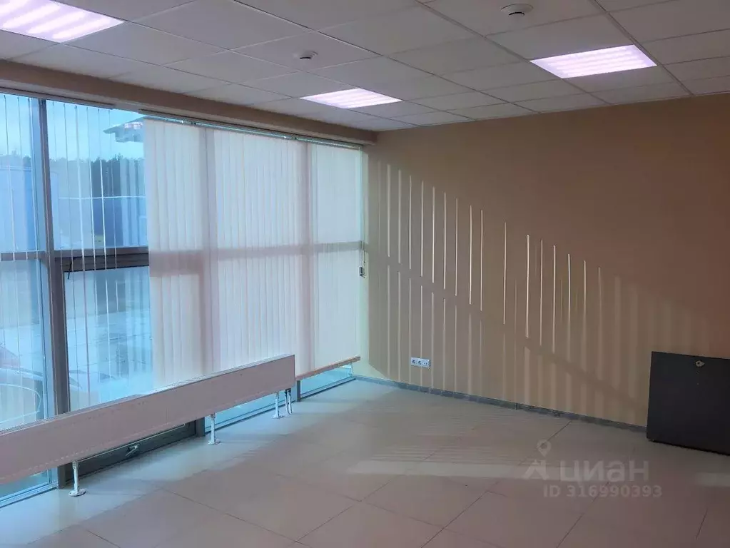 Офис в Свердловская область, Березовский Режевской тракт, 15-й км, 1 ... - Фото 1