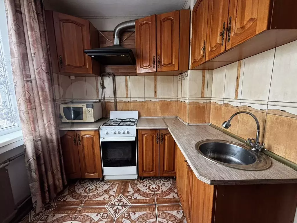 2-к. квартира, 50 м, 9/9 эт. - Фото 0