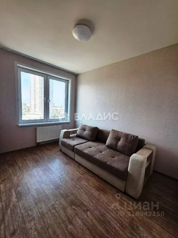 3-к кв. Пермский край, Пермь ул. Вильгельма де Геннина, 3 (76.1 м) - Фото 1