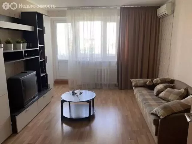 2-комнатная квартира: Ставрополь, улица Мира, 360 (60 м) - Фото 1