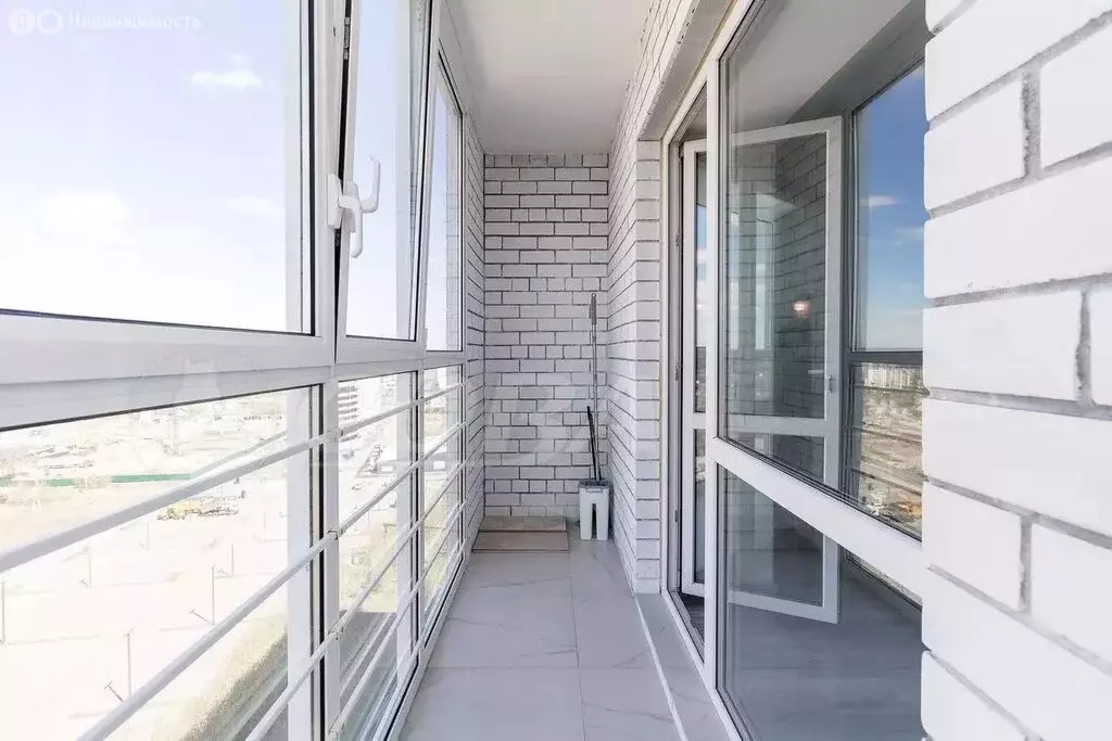 Квартира-студия: Тюмень, Комбинатская улица, 54к2 (33 м) - Фото 0