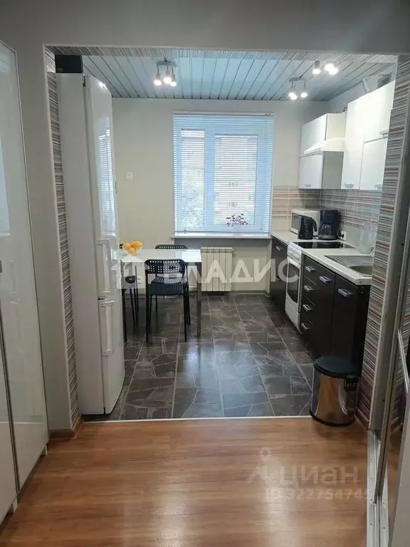 3-к кв. Иркутская область, Иркутск ул. Гоголя, 75 (65.0 м) - Фото 0