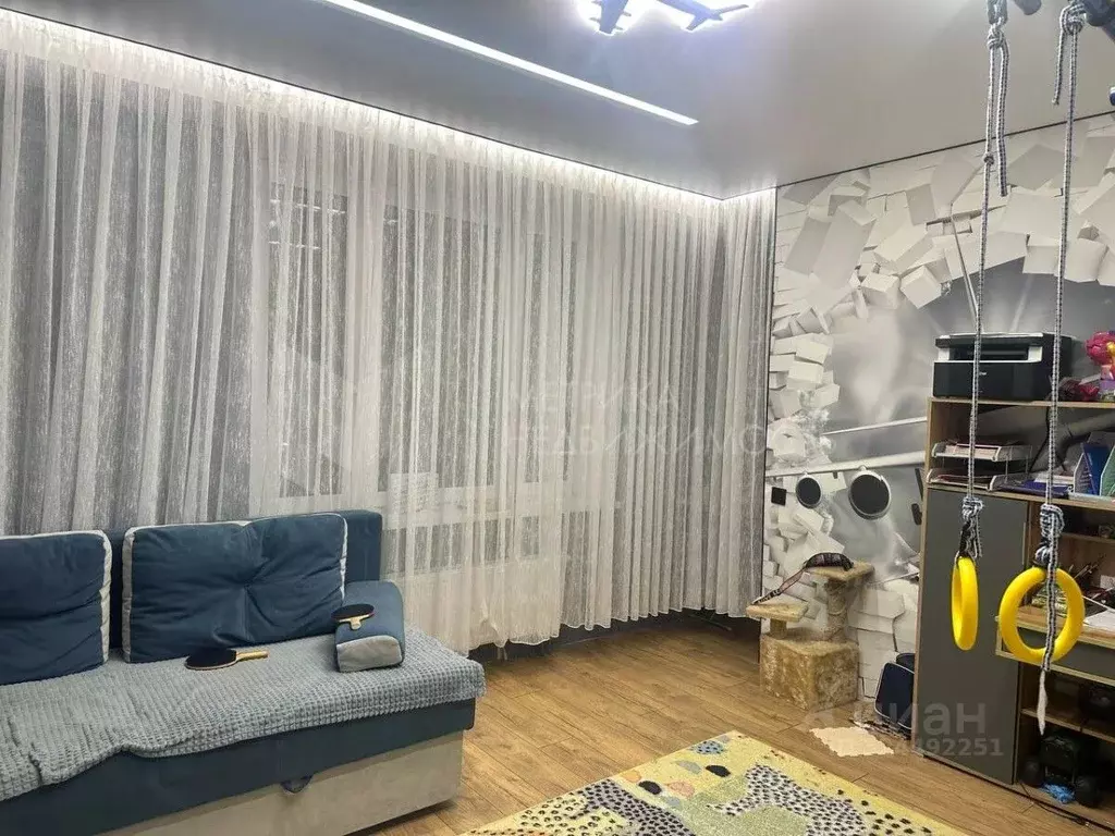 2-к кв. Тюменская область, Тюмень Заречный проезд, 39Ак2 (82.0 м) - Фото 1