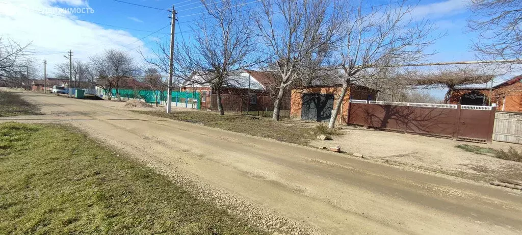 Участок в станица Камышеватская, Азовская улица (6.81 м) - Фото 1