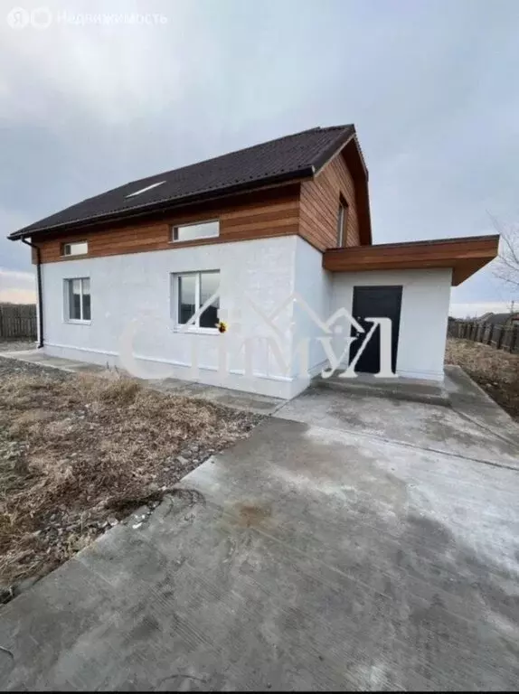 Дом в Абакан, улица Сергея Карамчакова, 12 (85 м) - Фото 1