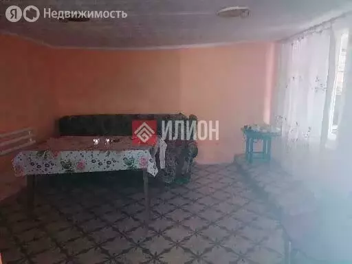 Дом в Бахчисарайский район, Куйбышевское сельское поселение, село ... - Фото 2