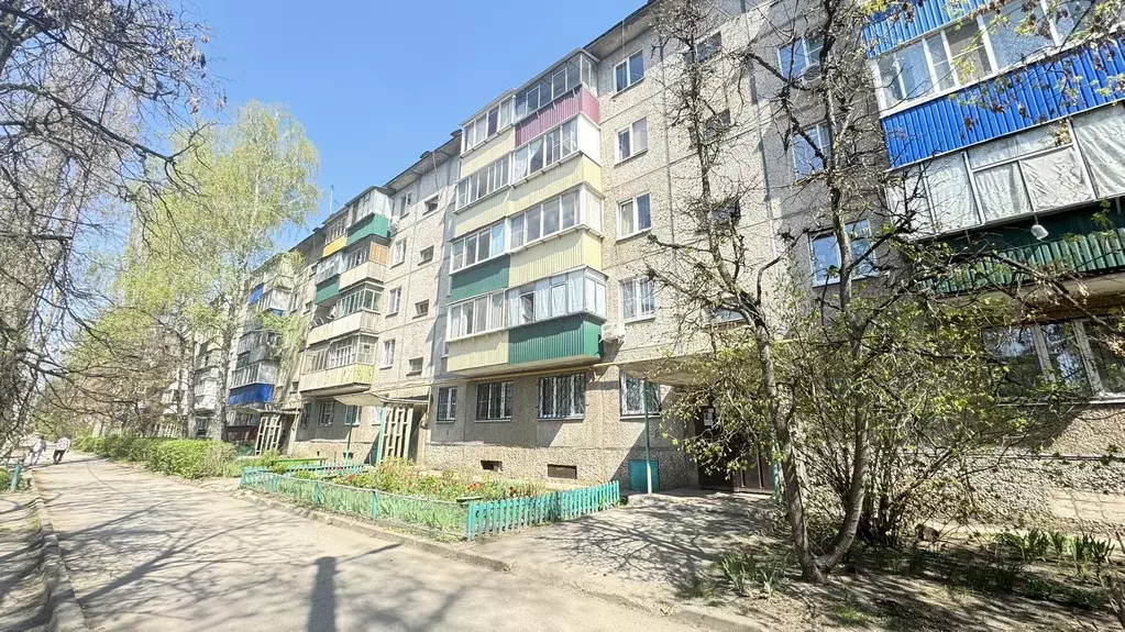 Продаётся 3-к квартира, 60 м - Фото 1