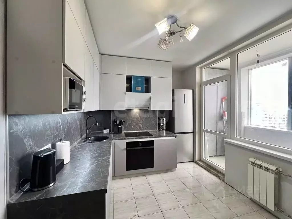 1-к кв. Белгородская область, Белгород Народный бул., 3а (44.9 м) - Фото 2