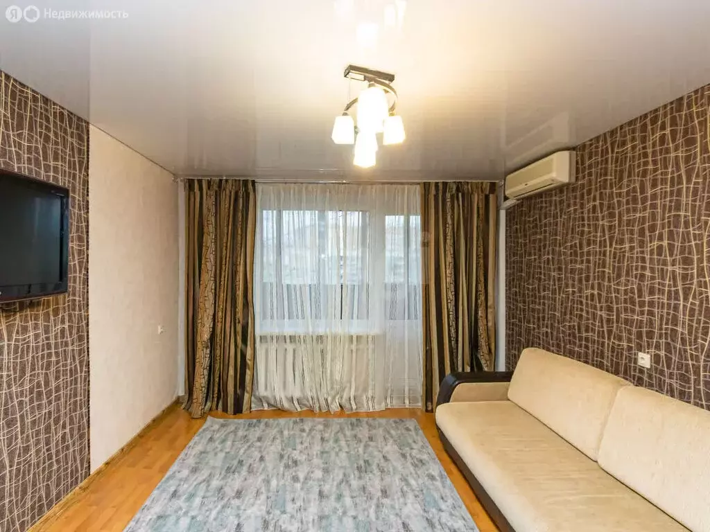 2-комнатная квартира: Тюмень, улица Федюнинского, 13 (52 м) - Фото 2