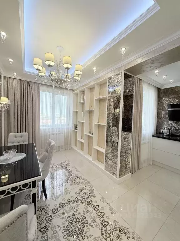 2-к кв. Крым, Симферополь ул. Караманова, 3 (80.0 м) - Фото 2
