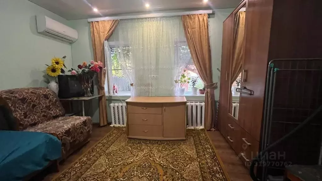 Дом в Краснодарский край, Лабинск ул. Пушкина (38 м) - Фото 0