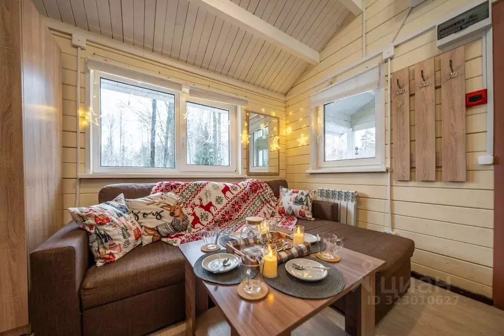 Дом в Ленинградская область, Приозерский район, Ромашкинское с/пос, ... - Фото 1