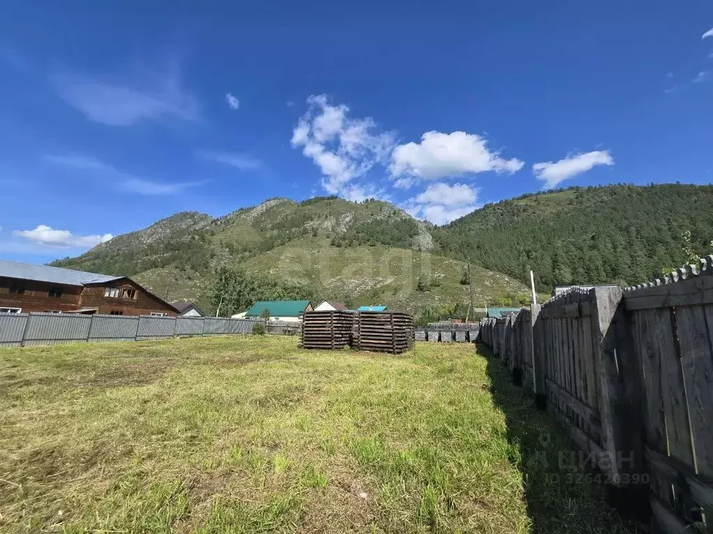 Участок в Алтай, Чемальский район, с. Чемал Восточная ул. (10.0 сот.) - Фото 2