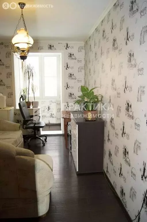 3-комнатная квартира: Москва, улица Пришвина, 21 (62.7 м) - Фото 1