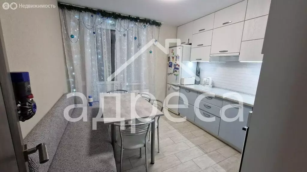 2-комнатная квартира: Самара, проспект Кирова, 322Ак1 (65.7 м) - Фото 1