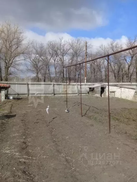 Участок в Волгоградская область, Новоаннинский Заречная ул. (10.0 ... - Фото 1