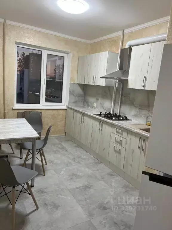 3-к кв. Крым, Симферополь ул. Бородина, 2 (75.0 м) - Фото 2