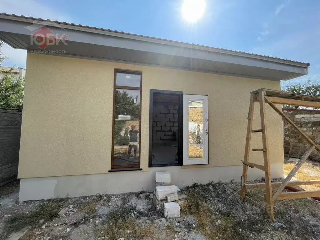 Дом в Крым, Евпатория проезд Станционный, 2/56 (35 м) - Фото 1