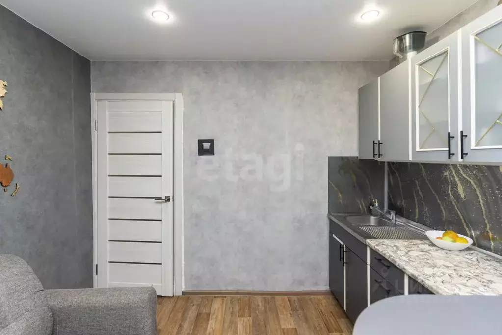 1-к кв. Тюменская область, Тюмень Олимпийская ул., 8 (32.8 м) - Фото 1