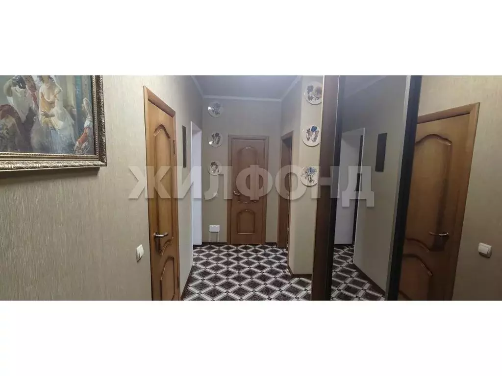 3-комнатная квартира: Абакан, улица Стофато, 4 (69 м) - Фото 1