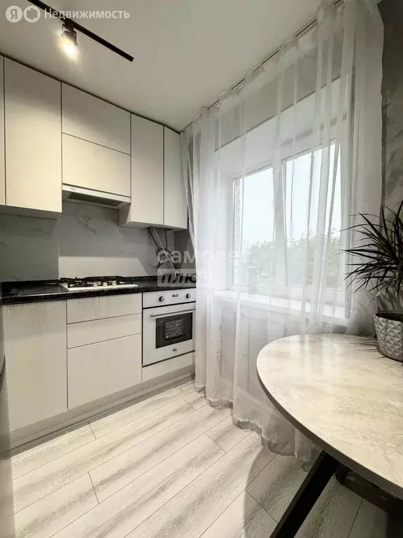 2-комнатная квартира: Брянск, улица Емлютина, 38 (41.4 м) - Фото 0