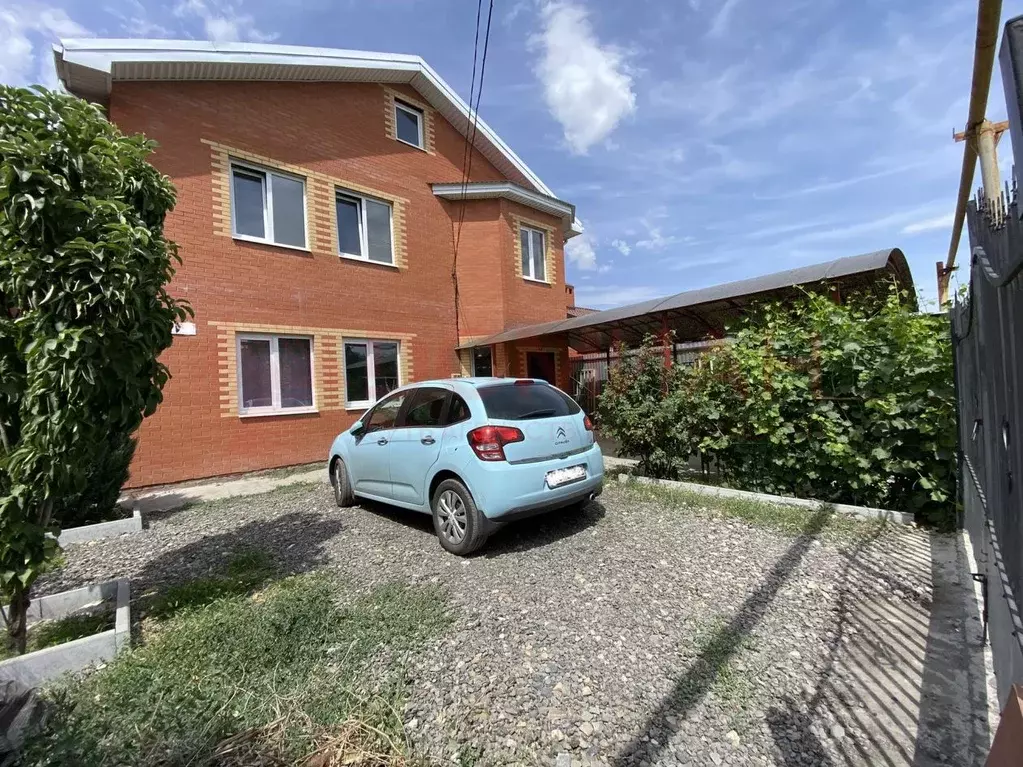 Дом в Ростовская область, Ростов-на-Дону Юбилейная ул., 21 (246 м) - Фото 1