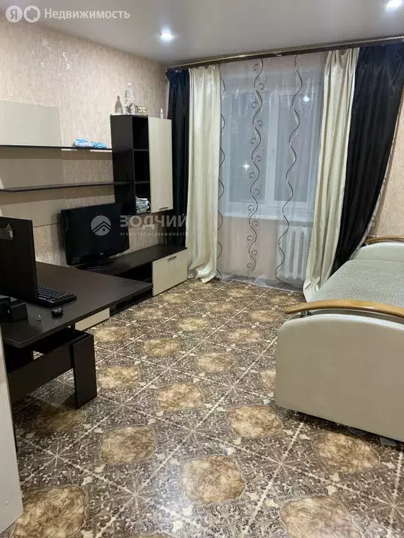 1к в 4-комнатной квартире (18 м) - Фото 1