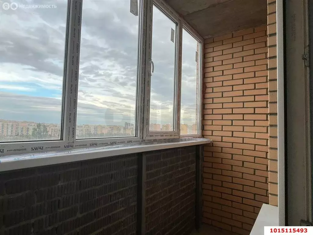 2-комнатная квартира: Яблоновский, ул. Шоссейная / ул. Гагарина (57.85 ... - Фото 1